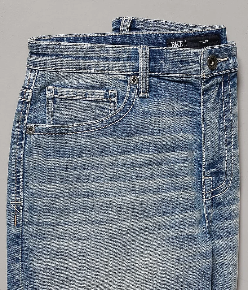 Tyler Stretch Short