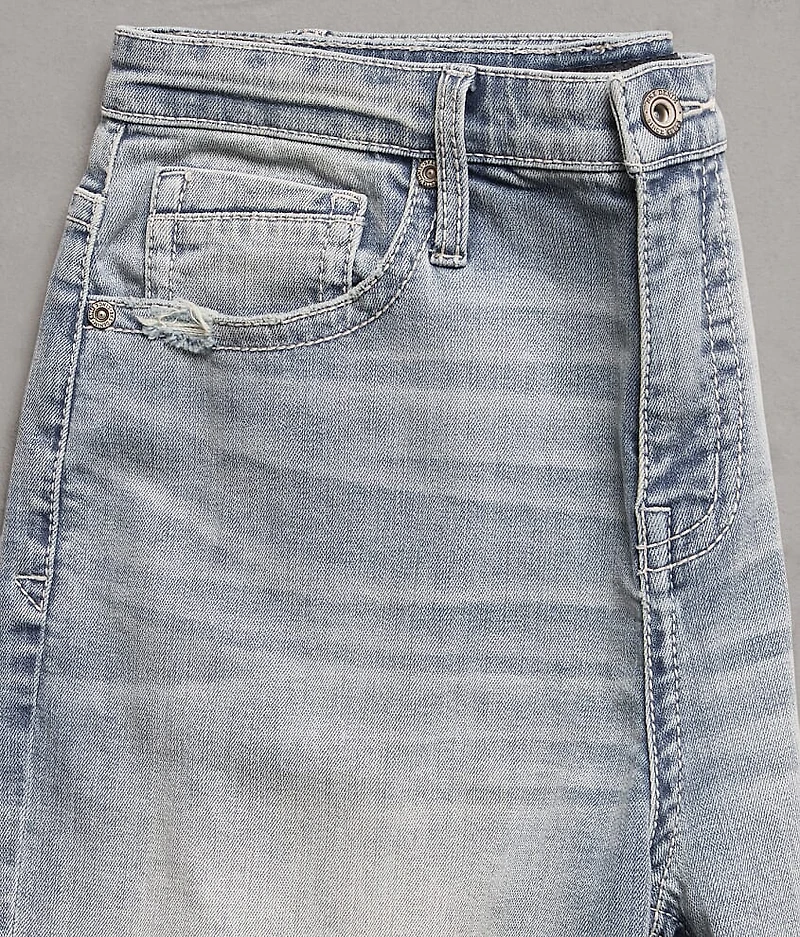 Wells Baggy Stretch Short