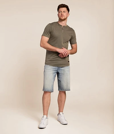 Revolt Stretch Short