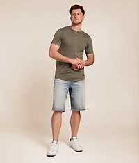 Revolt Stretch Short