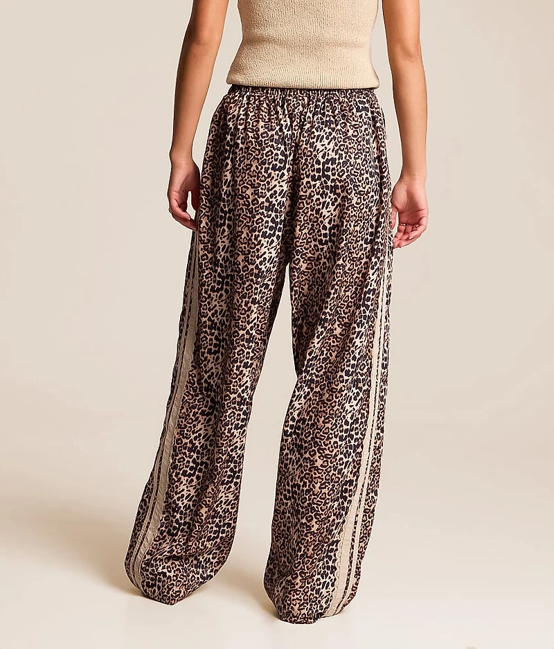 Leopard Print Wide Leg Pant