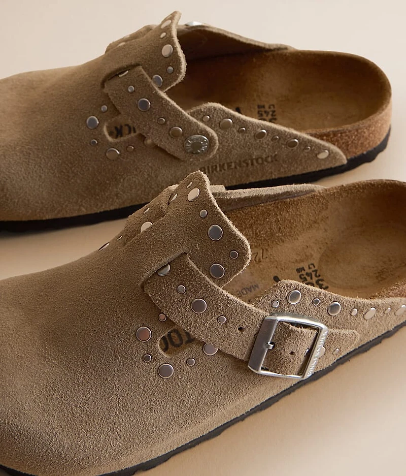 Boston Rivet Border Suede Clog