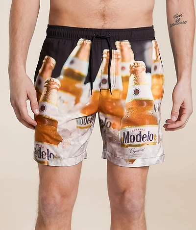 Modelo Stretch Swim Trunks
