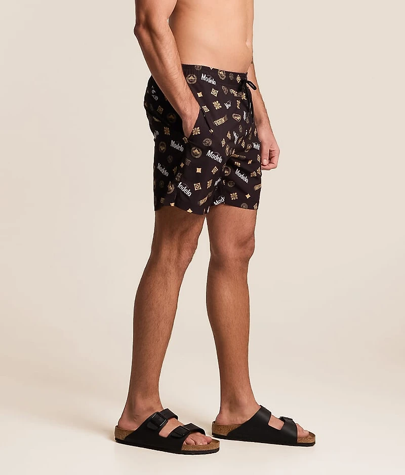 Modelo Stretch Swim Trunks
