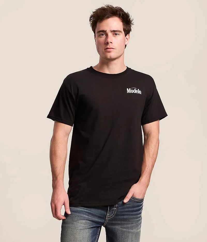 Modelo Lightning T-Shirt