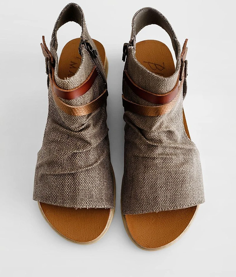 Boxie Hooded Sandal