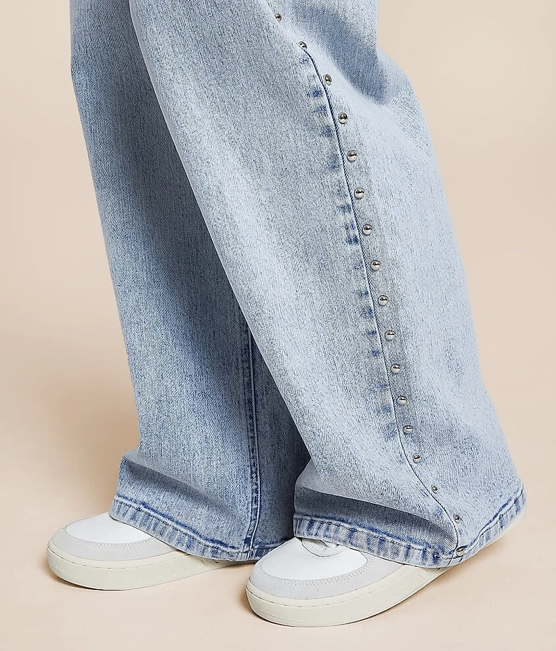 Ultra High Rise Wide Leg Studded Stretch Jean