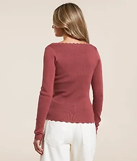Scalloped Trim Top