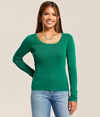 Scalloped Trim Top