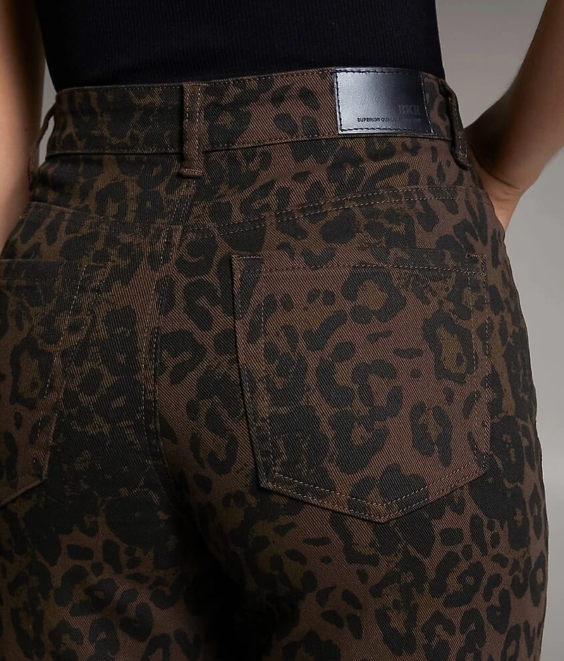 Billie Cheetah Wide Leg Stretch Jean