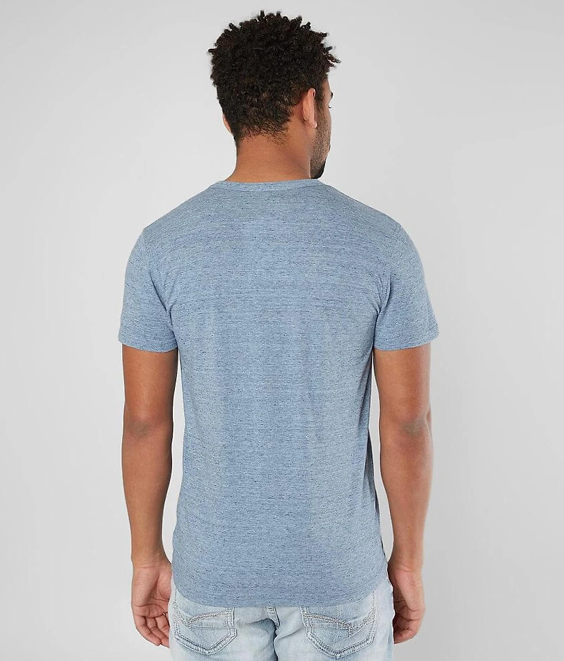 Basic T-Shirt