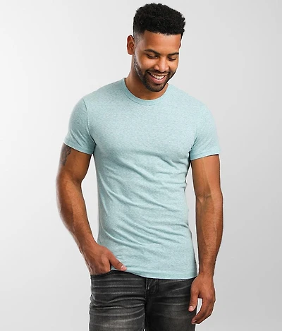 Basic T-Shirt