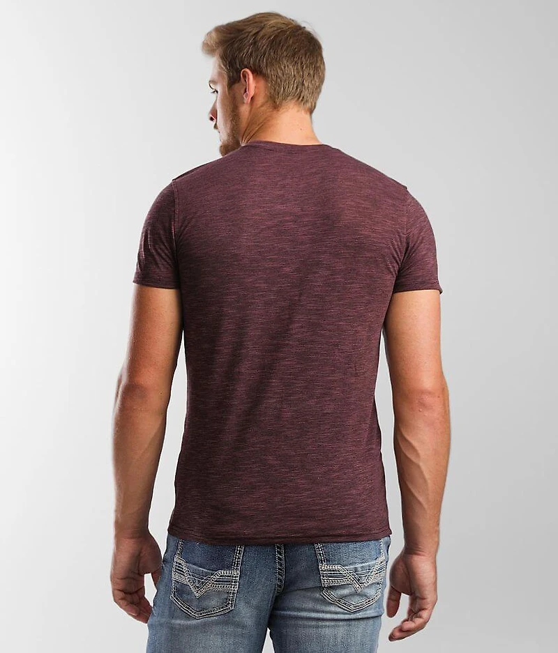 Basic T-Shirt