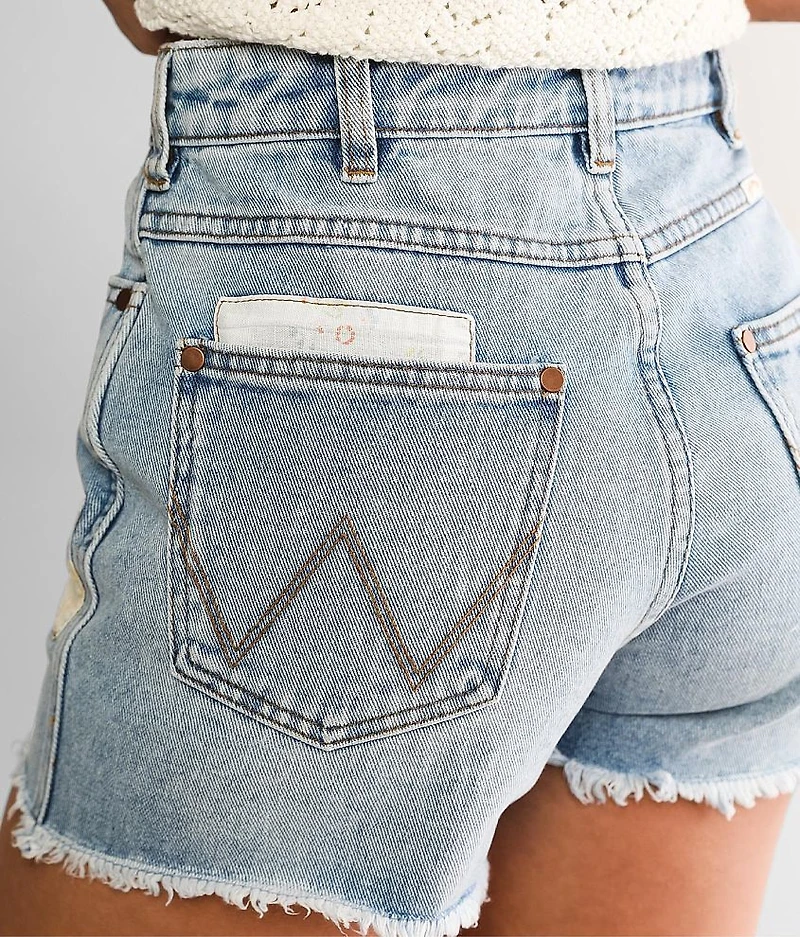 Showdown Cut-Off Short