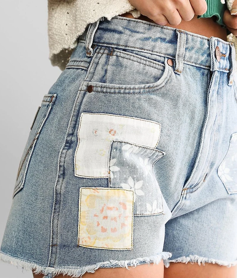 Showdown Cut-Off Short