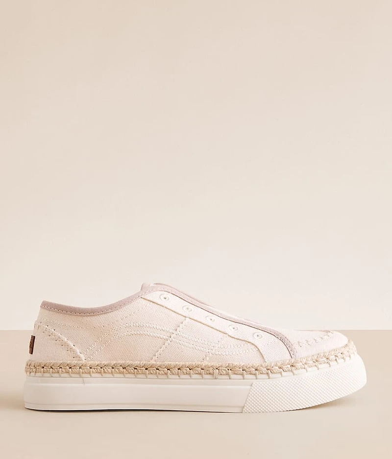 No Chill Metallic Sneaker