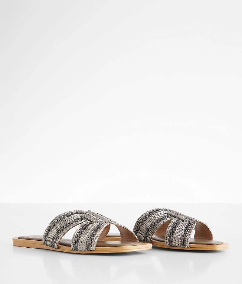 Marisa Sandal