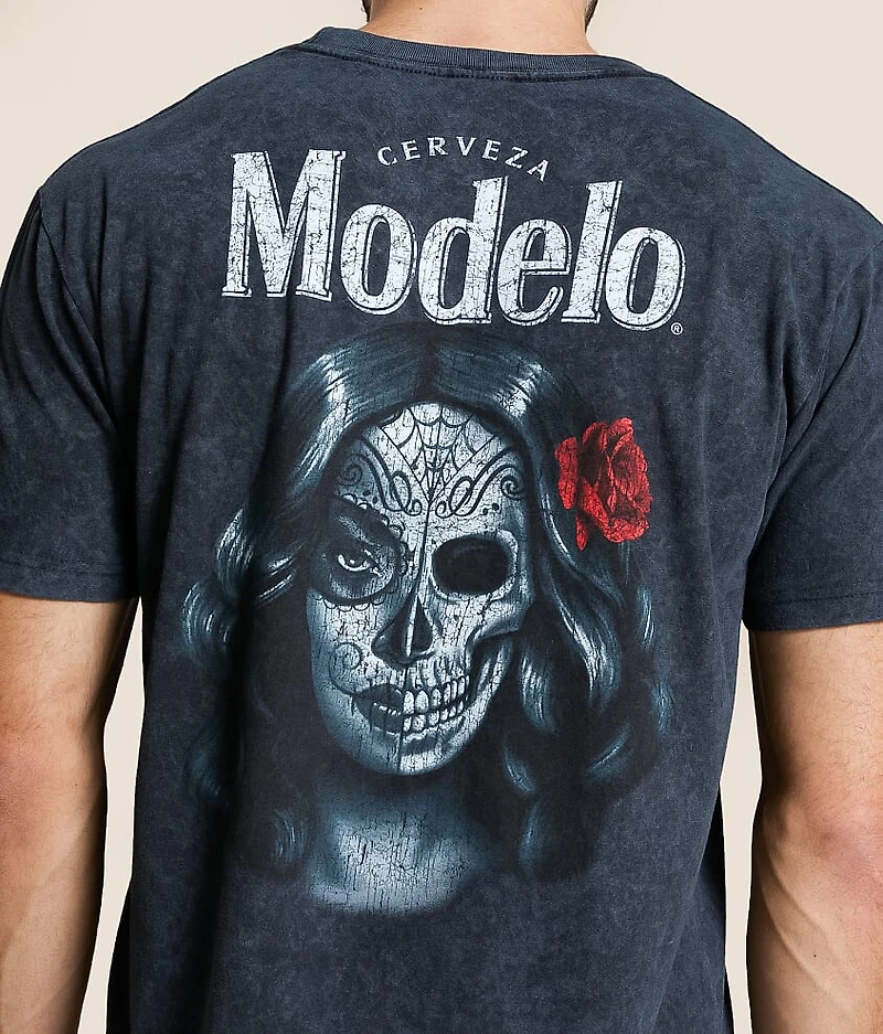 Modelo Half Skull T-Shirt