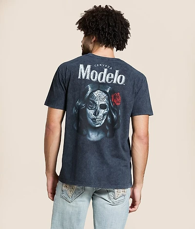 Modelo Half Skull T-Shirt