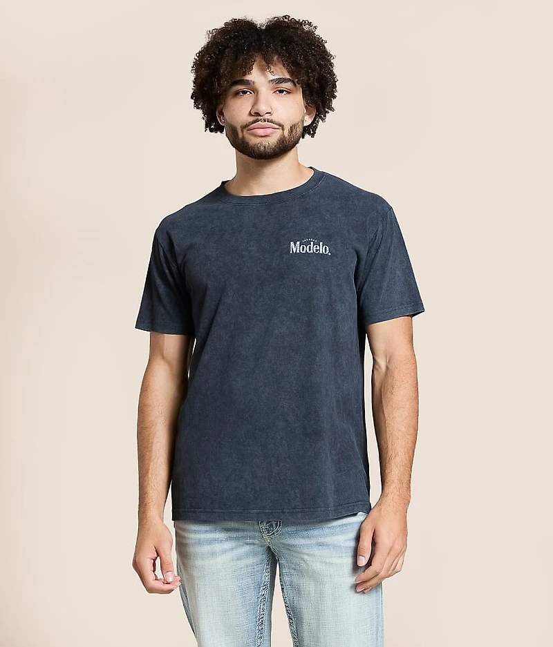 Modelo Half Skull T-Shirt