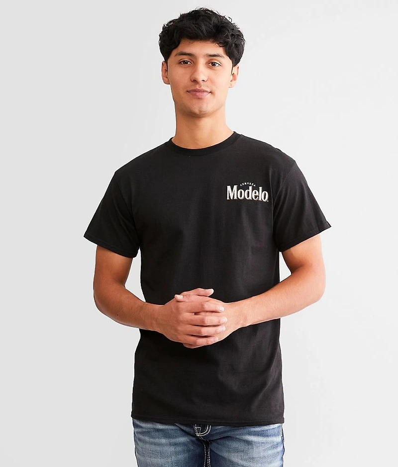 Modelo Fighting Spirit T-Shirt