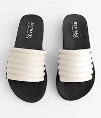Pukka Puff Slide