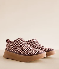 Out N About IV Mini Puffy Boot