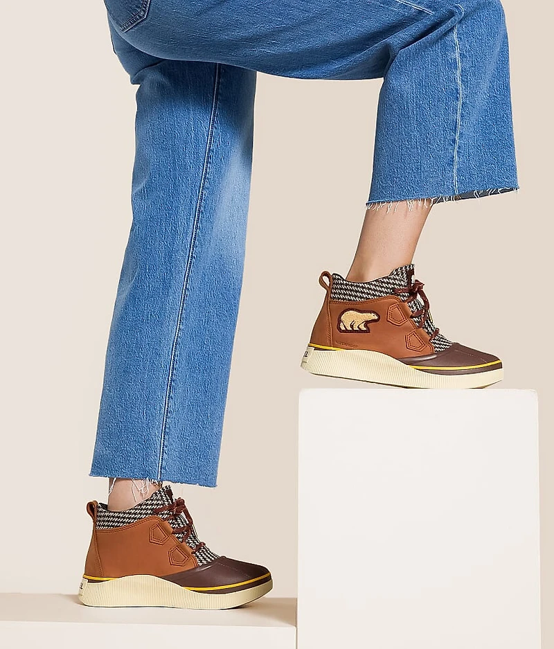 Out N About IV Classic Leather Ankle Boot
