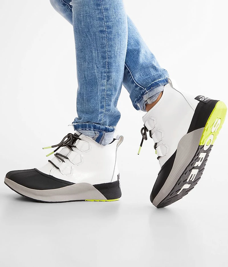 Out N About III Classic Leather Boot