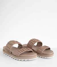 Roaming™ Leather Sandal