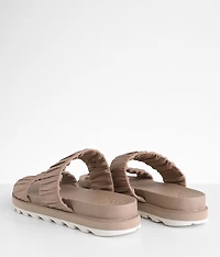 Roaming™ Leather Sandal
