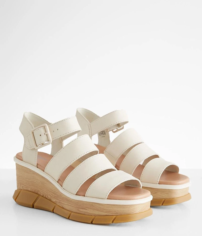 Joanie™ III Leather Sandal