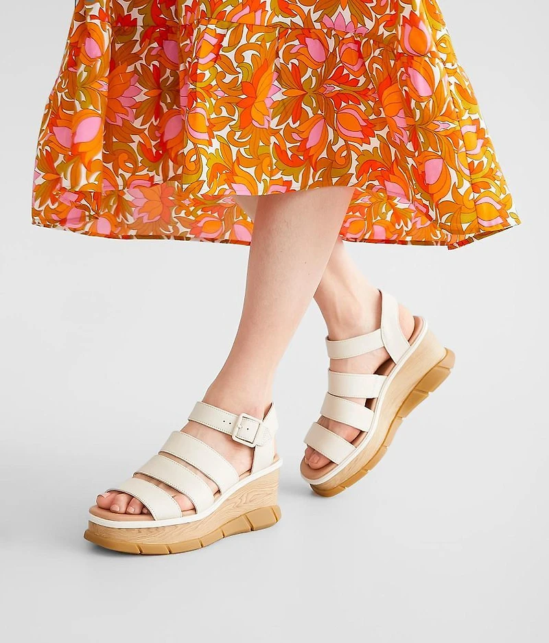 Joanie™ III Leather Sandal
