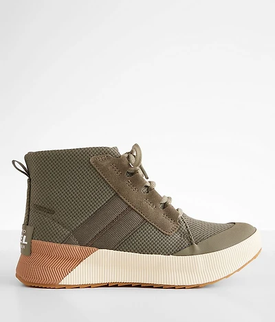 Out N About™ III Sneaker