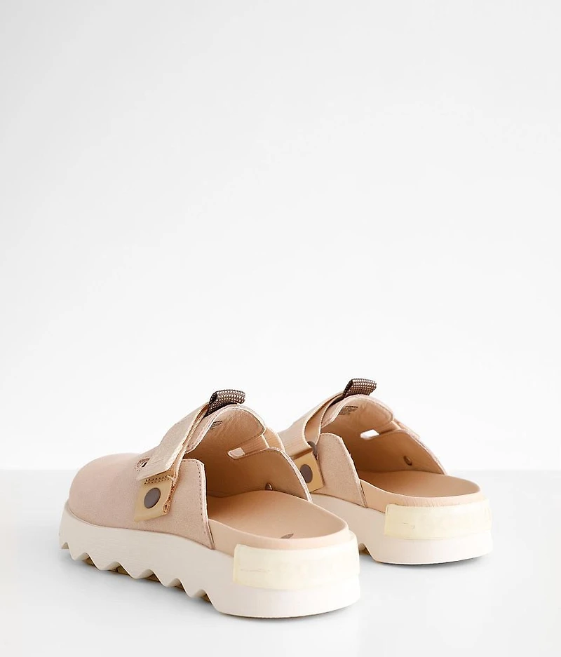Viibe™ Suede Clog