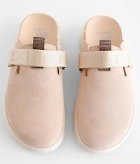 Viibe™ Suede Clog