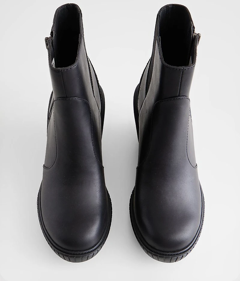 ONA™ Ave Wedge Leather Ankle Boot