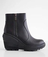ONA™ Ave Wedge Leather Ankle Boot