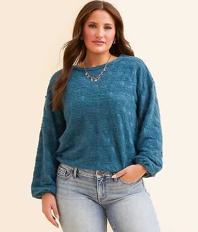 Daytrip Textured Eyelash Top