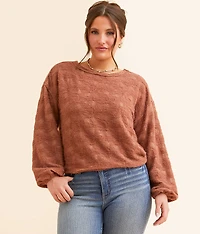 Textured Eyelash Top