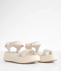 Debra Flatform Sandal