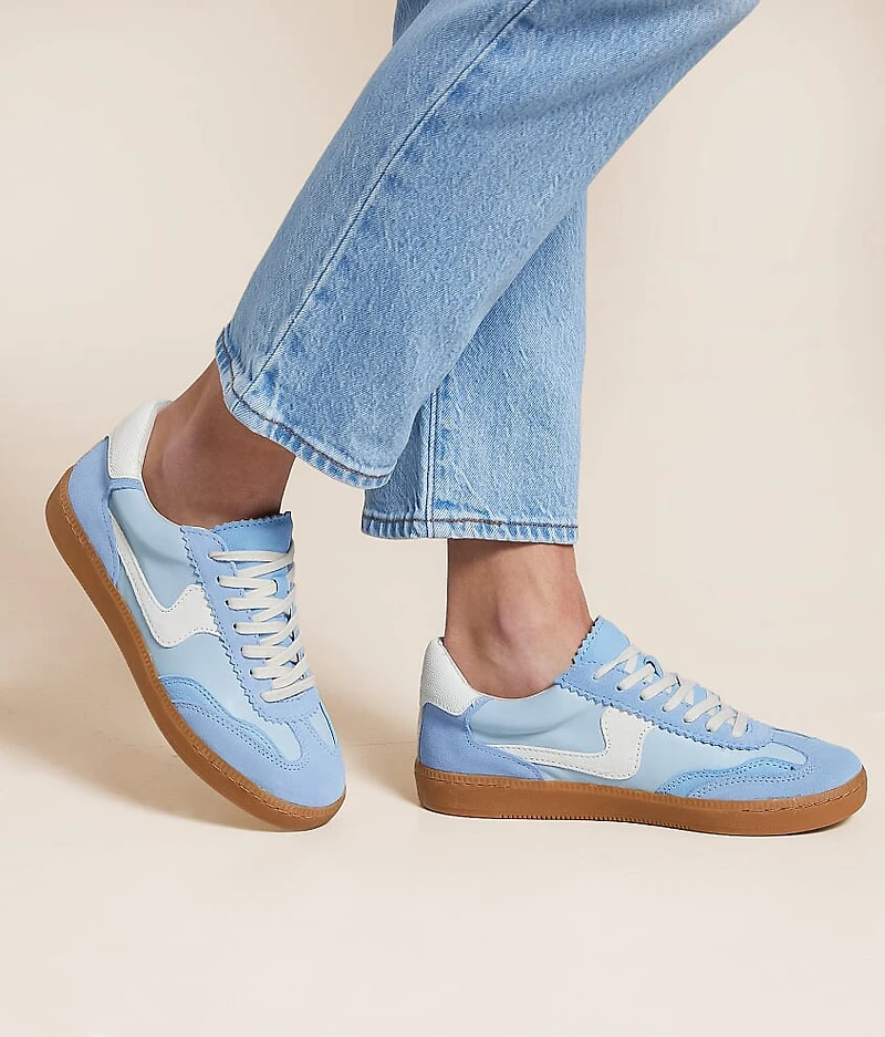Notice Leather Sneaker