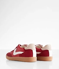Notice Leather Sneaker
