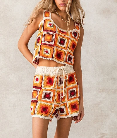 Granny Square Short