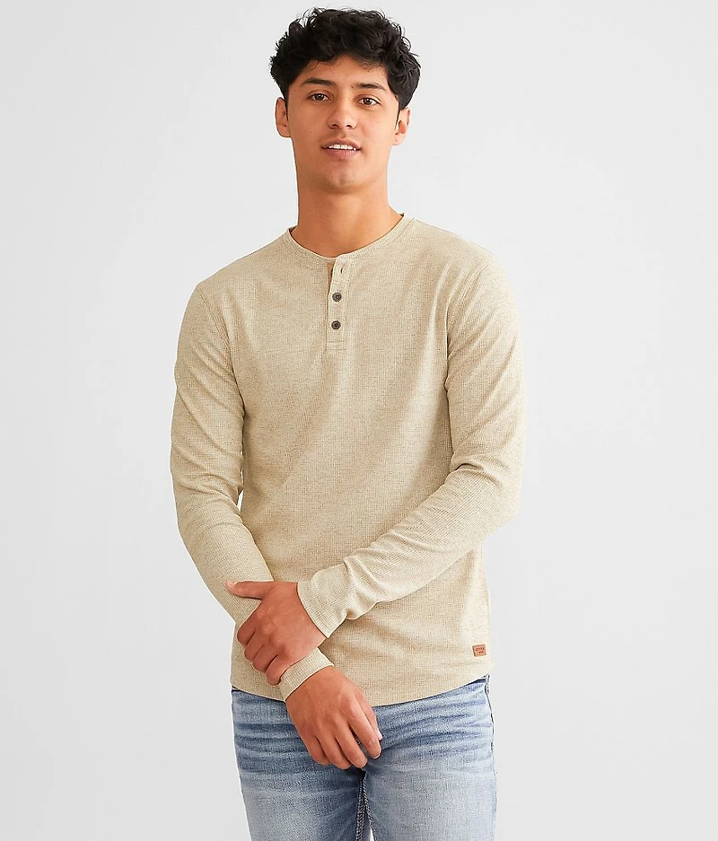 Performance Henley