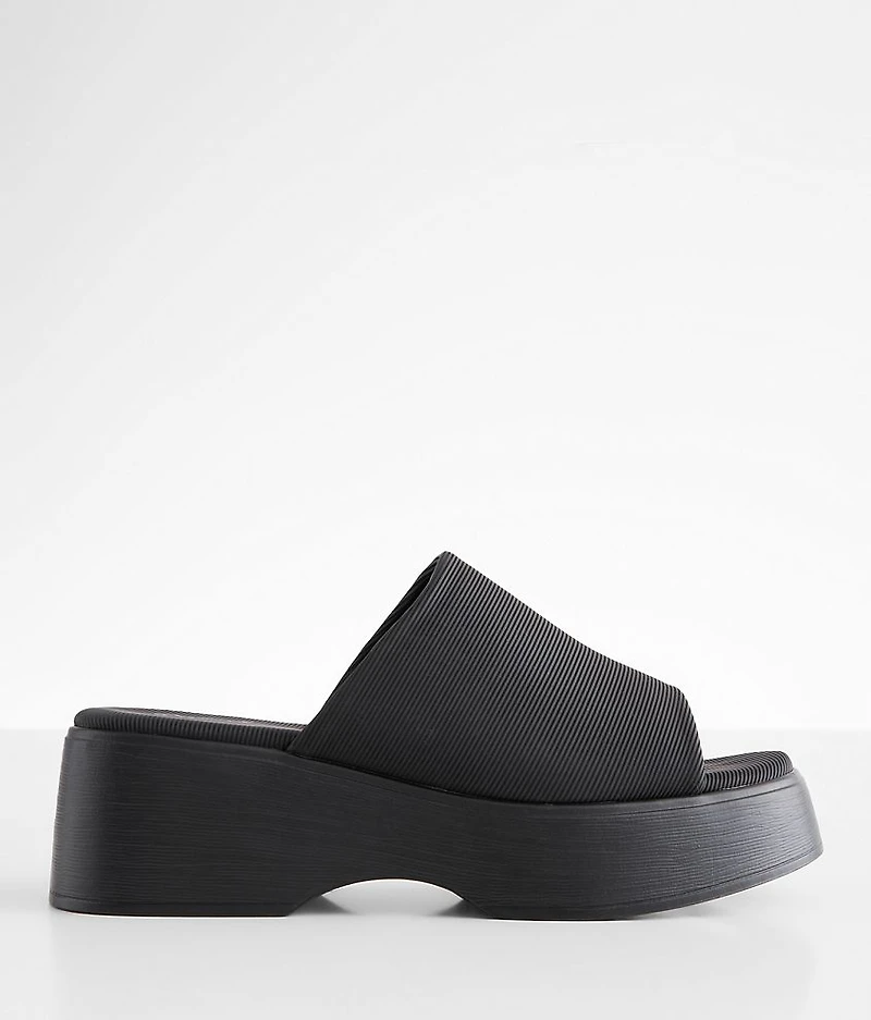 Cintra Wedge Sandal