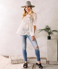 En Creme Floral Embroidered Lace Top