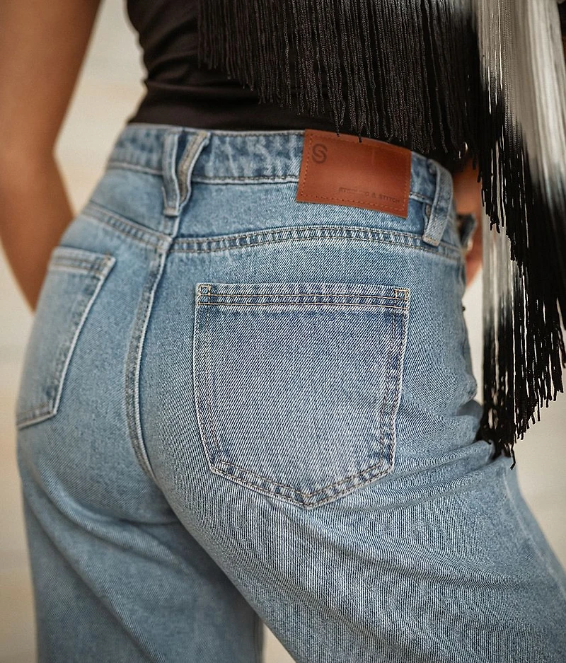 Ultra High Rise Wide Leg Jean