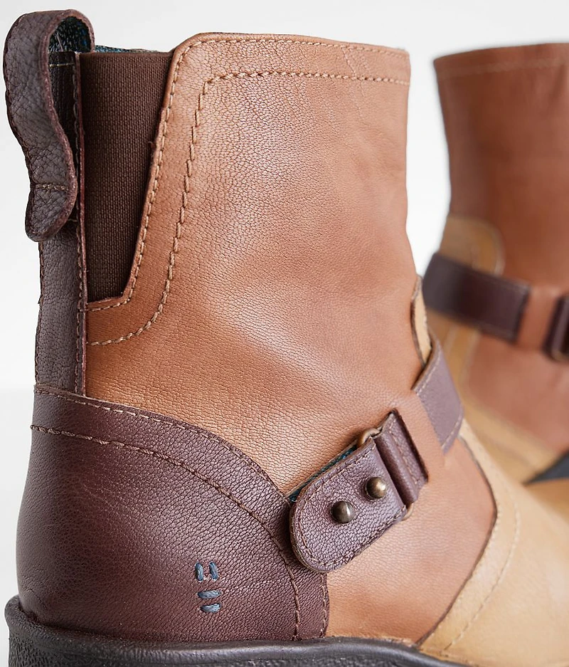 Penultimate Leather Ankle Boot