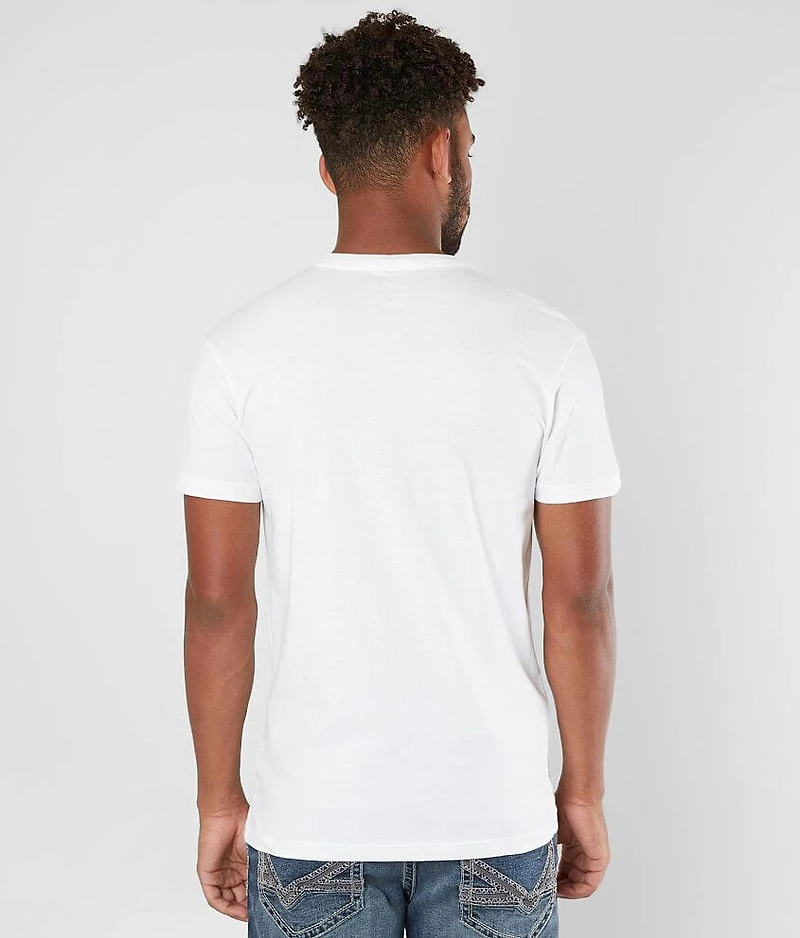 Basic T-Shirt